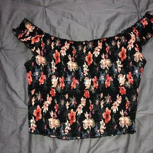 Off the shoulder AE crop top